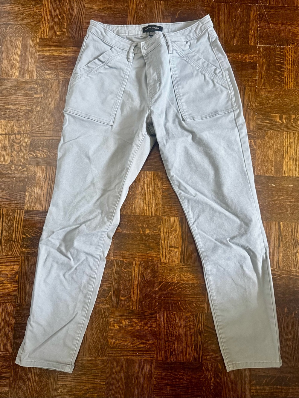 Banana Republic Light Gray Women's Twill Pants Size 4